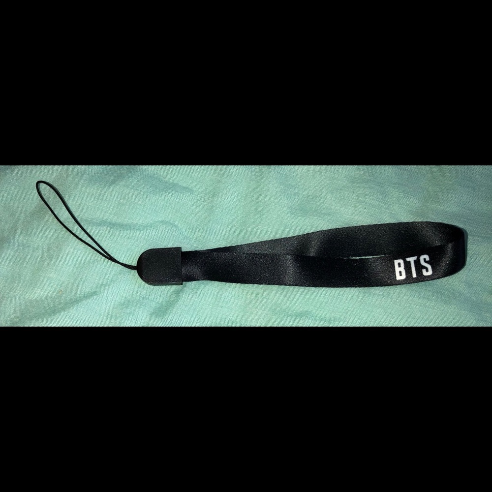 BTS ARMY BOMB (VER. 3) WRIST STRAP